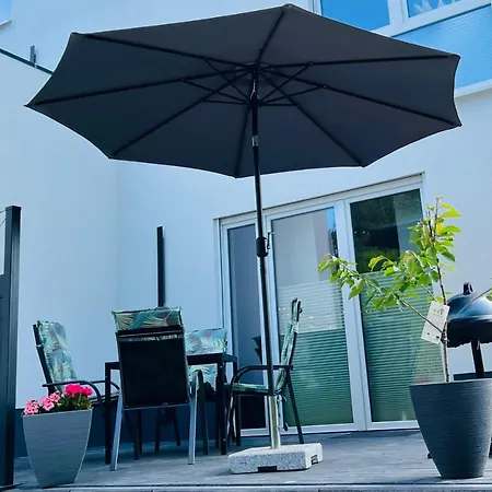Barrierefreie In Winterscheid Nahe Koeln Bonn Bis 4 Personen Mit Netflix Und Mehr Apartment Ruppichteroth