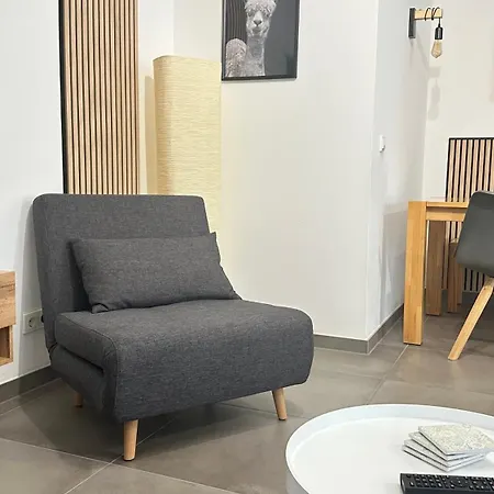 Apartamento Barrierefreie In Winterscheid Nahe Koeln Bonn Bis 4 Personen Mit Netflix Und Mehr Ruppichteroth