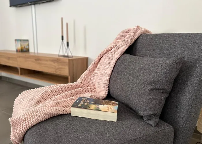 Apartamento Barrierefreie In Winterscheid Nahe Koeln Bonn Bis 4 Personen Mit Netflix Und Mehr *