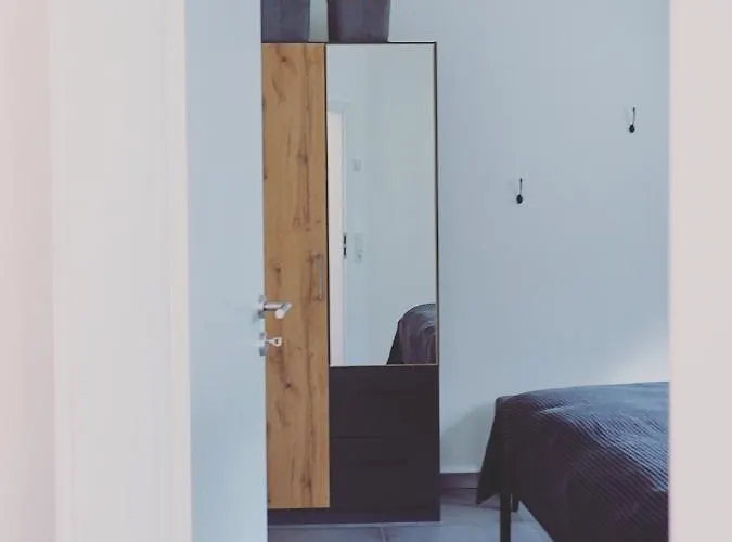 Barrierefreie In Winterscheid Nahe Koeln Bonn Bis 4 Personen Mit Netflix Und Mehr Apartamento *